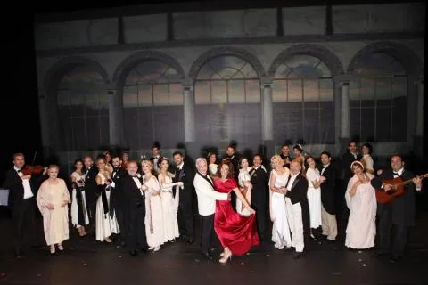 Attendance of the theatrical performance “Ki apó Smýrni….Thessaloníki” - photo 4