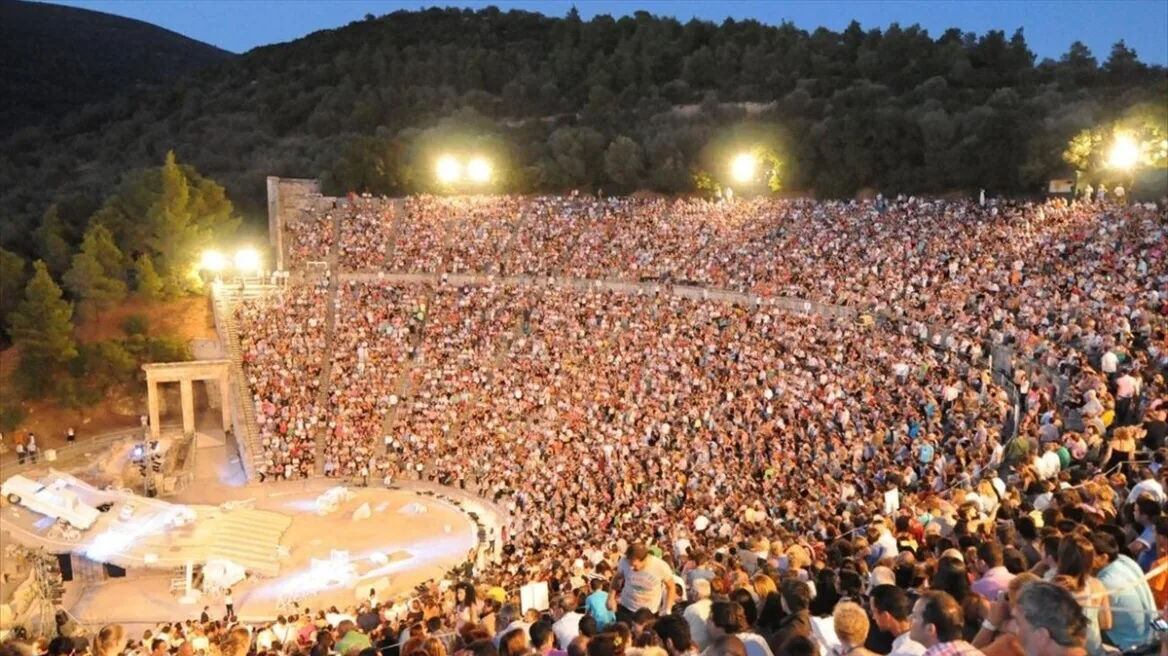 Epidaurus – Day Trips to the Theatre of Epidaurus